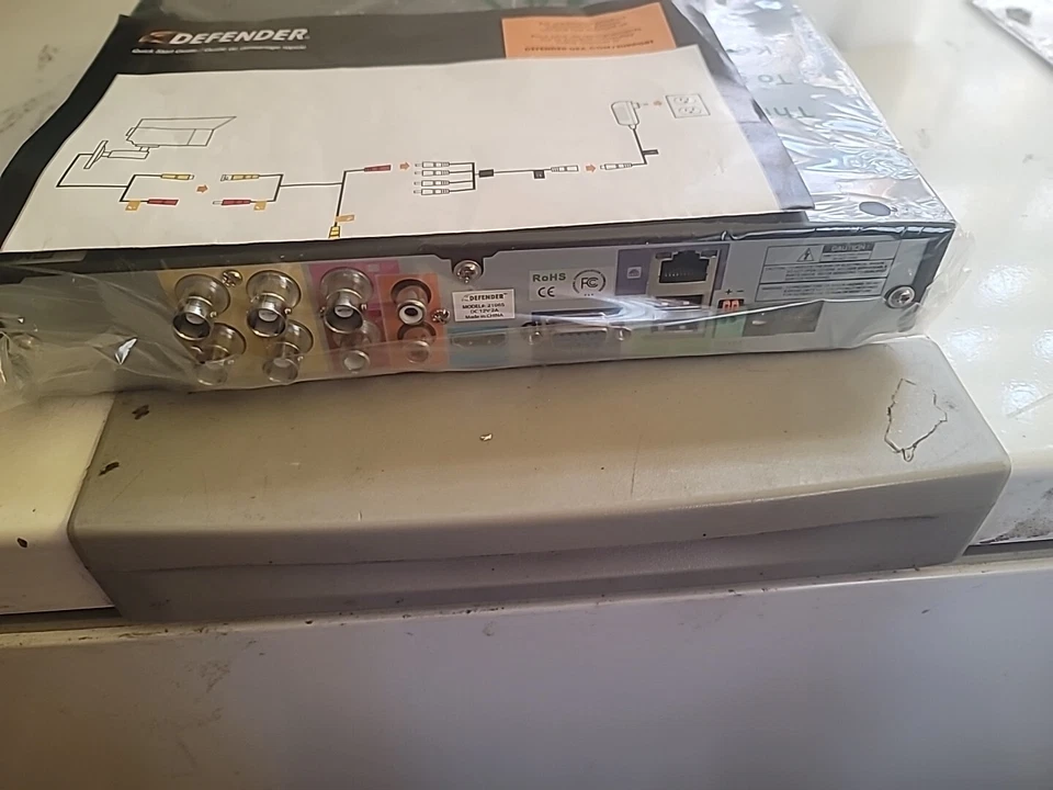 Defender Security Receiver, Mouse, Remote Control & Screws Only - Image 3 of 4