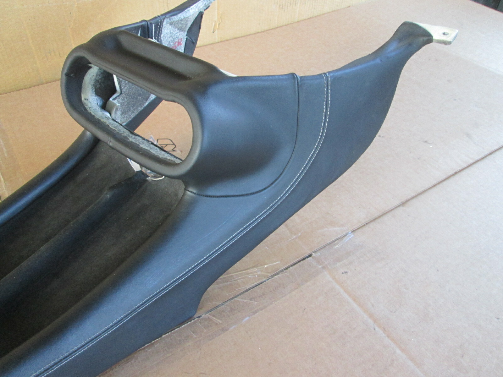 Ferrari California - Center Console Tunnel Piece # 80581500