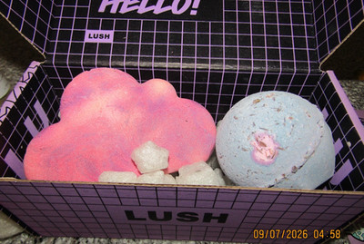 Lush Ulta Exclusive Bath Bomb Duo Gift Box BRAND NEW Best Before Bed