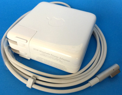 Apple 85W Magsafe 1st Generation L-tip Power Adapter
