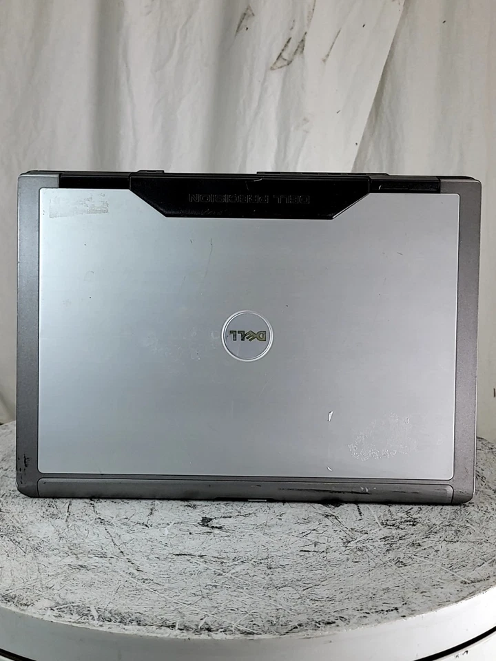 DELL PRECISION M6300 PC Laptop INTEL CORE2 DUO T7700 4GB 160GB SEE NOTES - Image 3 of 4