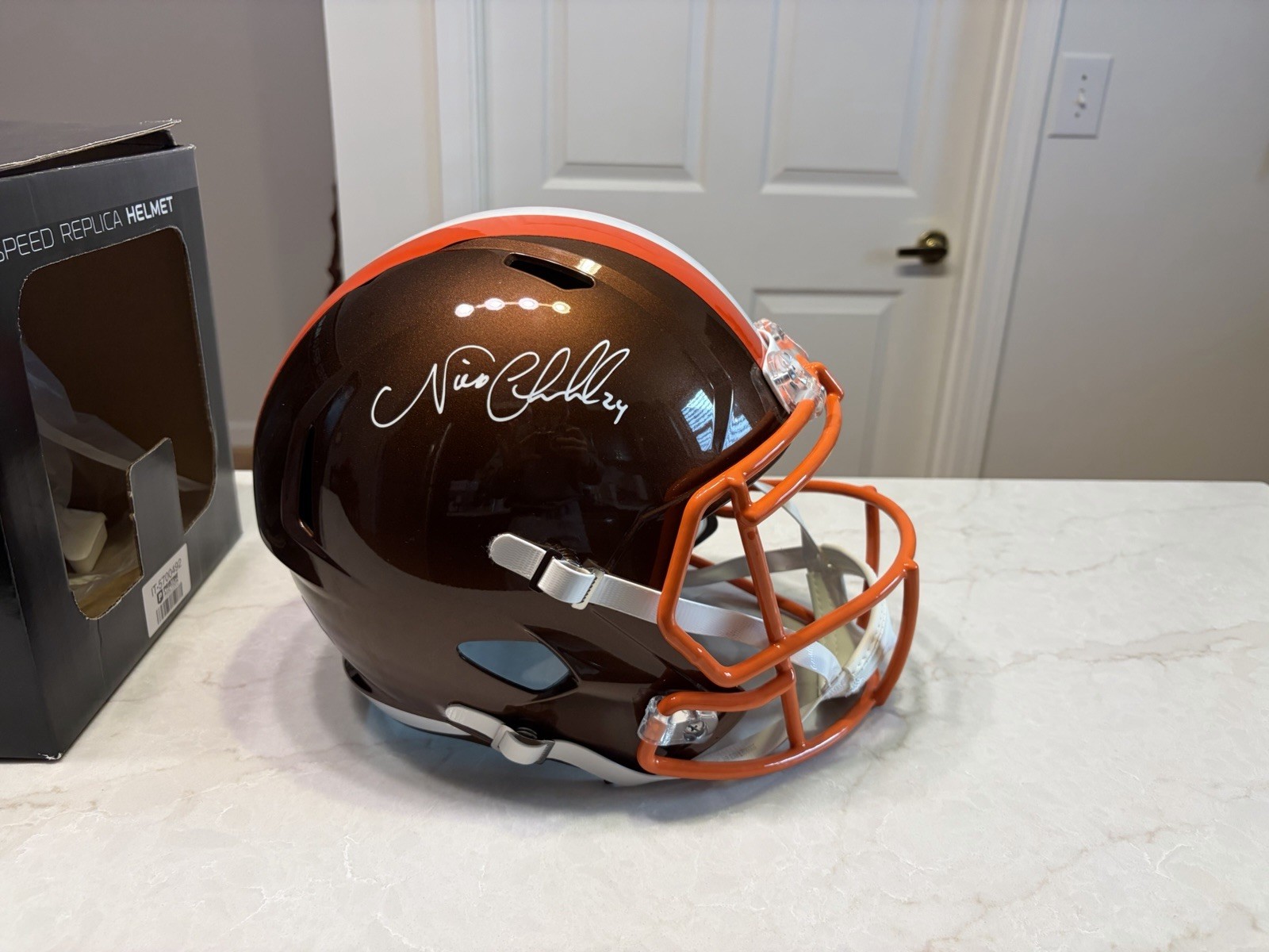 Nick Chubb Autographed Signed Cleveland Browns Browns Authentic Flash Full Size Speed Rep Helmet BAS Witness 