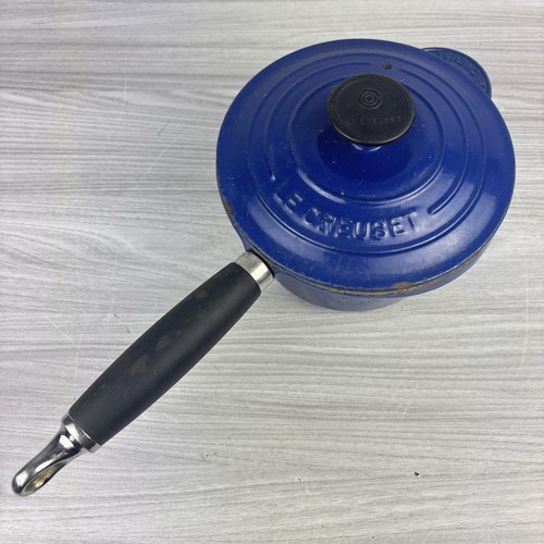 Le Creuset Blue Cast Iron Saucepan Set 16cm & 18cm With Lids - Picture 8 of 13