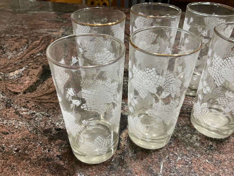 8 Libbey Raised Etched  Frosted Glasses w/ Gold Rim 10oz Grapevine/Lace Pattern - Image 2 of 4