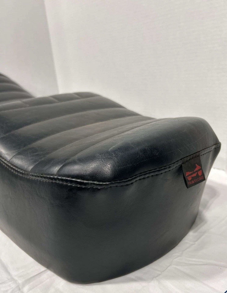 Сиденье мотоциклетное Travelcade с черным виниловым чехлом - Изображение 2 из 4
