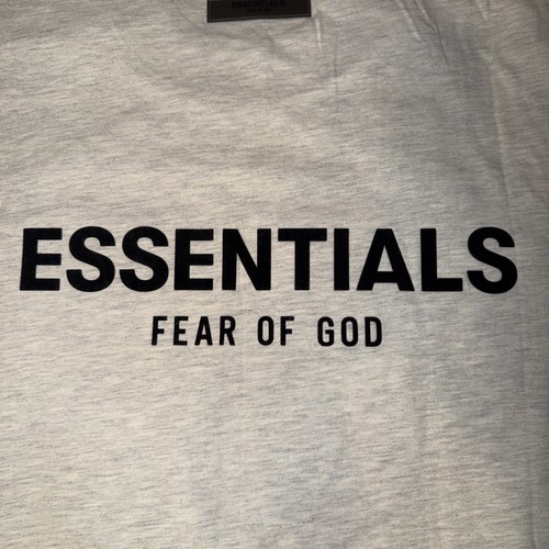 Fear of God Essentials Herren Kurzarm T-Shirt in Oatmeal 125SU212062F - Bild 7 von 9