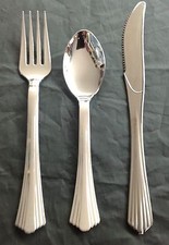 48 pièces couverts argent secret plastique usage unique 16 cuillères 16 fourchettes 16 couteaux