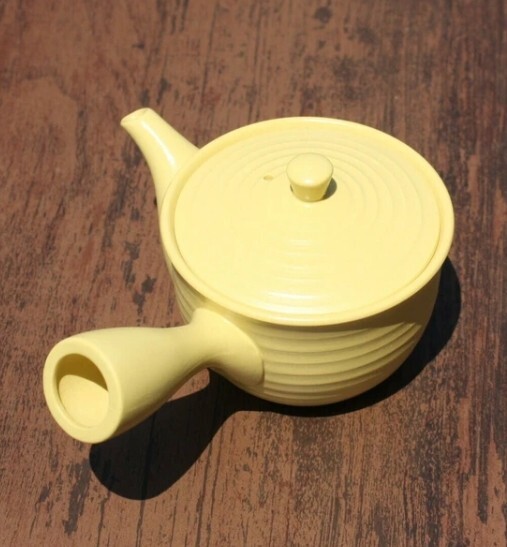 Tokoname Japanese Teapot Yellow clay Flared shape Kyusu 240ml by Morimasa kiln