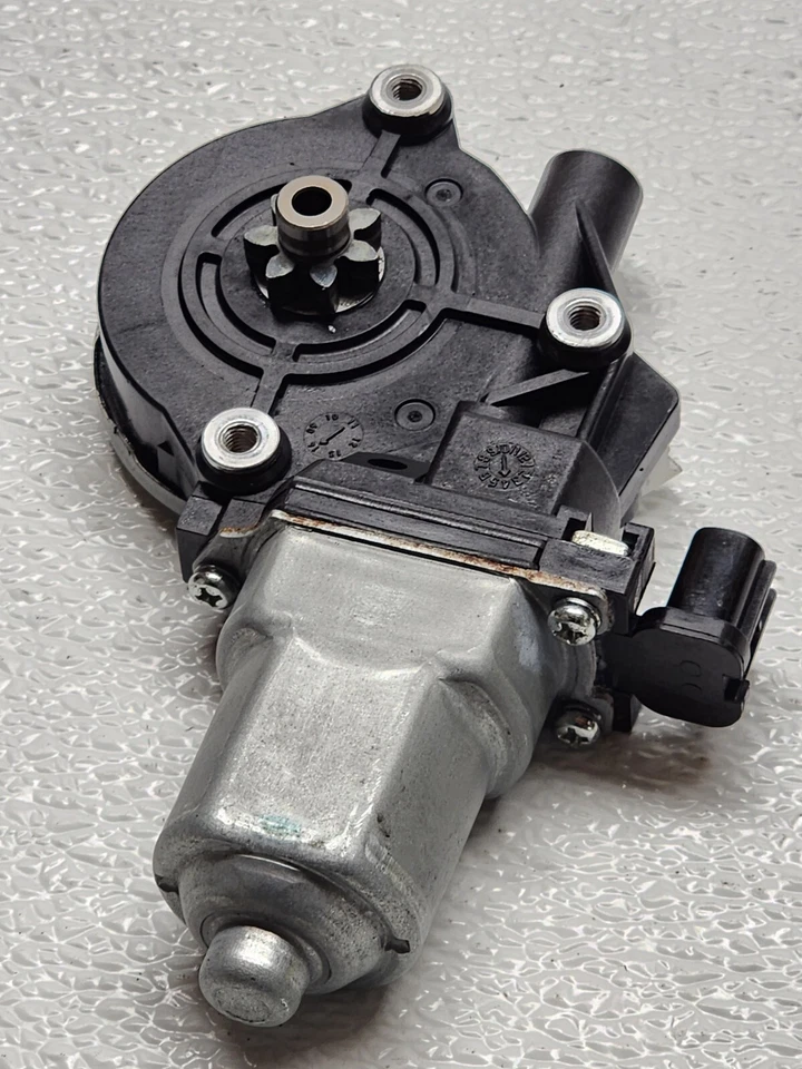 Motor de elevação de janela de energia genuíno para 2012-2019 Nissan Versa dianteiro esquerdo (2 pinos) - Imagem 3 de 4
