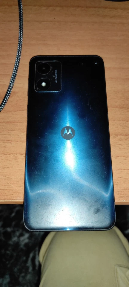 Motorola Moto E13 - 64GB/2GB - Cosmic Black (Dual SIM) - Immagine 2 di 4