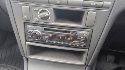Sony MDX C670 RDS Mini Disc / Tuner