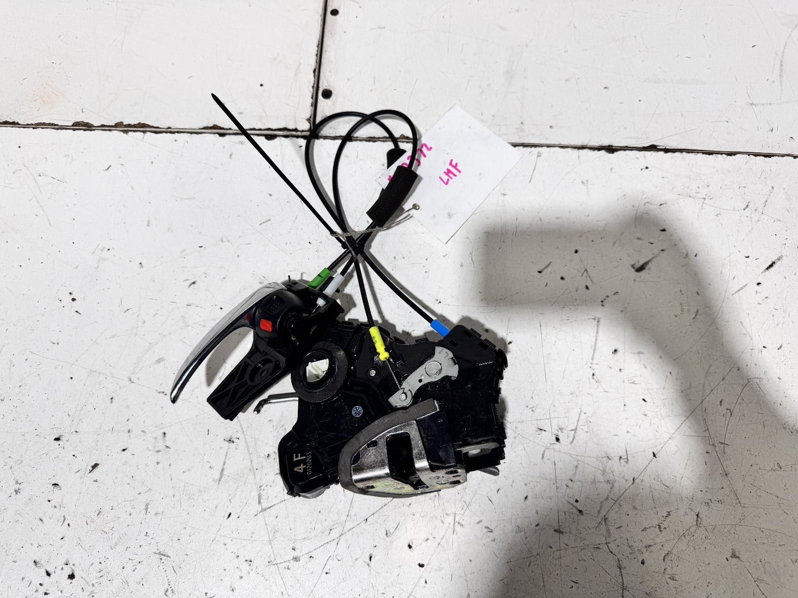 Suzuki Kizashi Left Front Lock Mechanism FR 12/2009-01/2017 - thumbnail 2