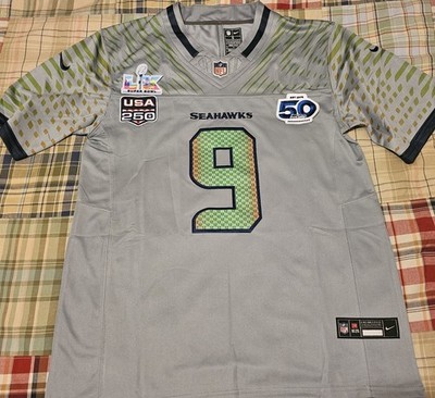 New #9 Kenneth Walker lll XL Seattle Seahawks Rivalry jersey w/3