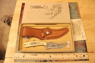 Vintage SCHRADE SCRIMSHAW USA 155 SC White Delrin Fixed Blade Sheath Knife NIB
