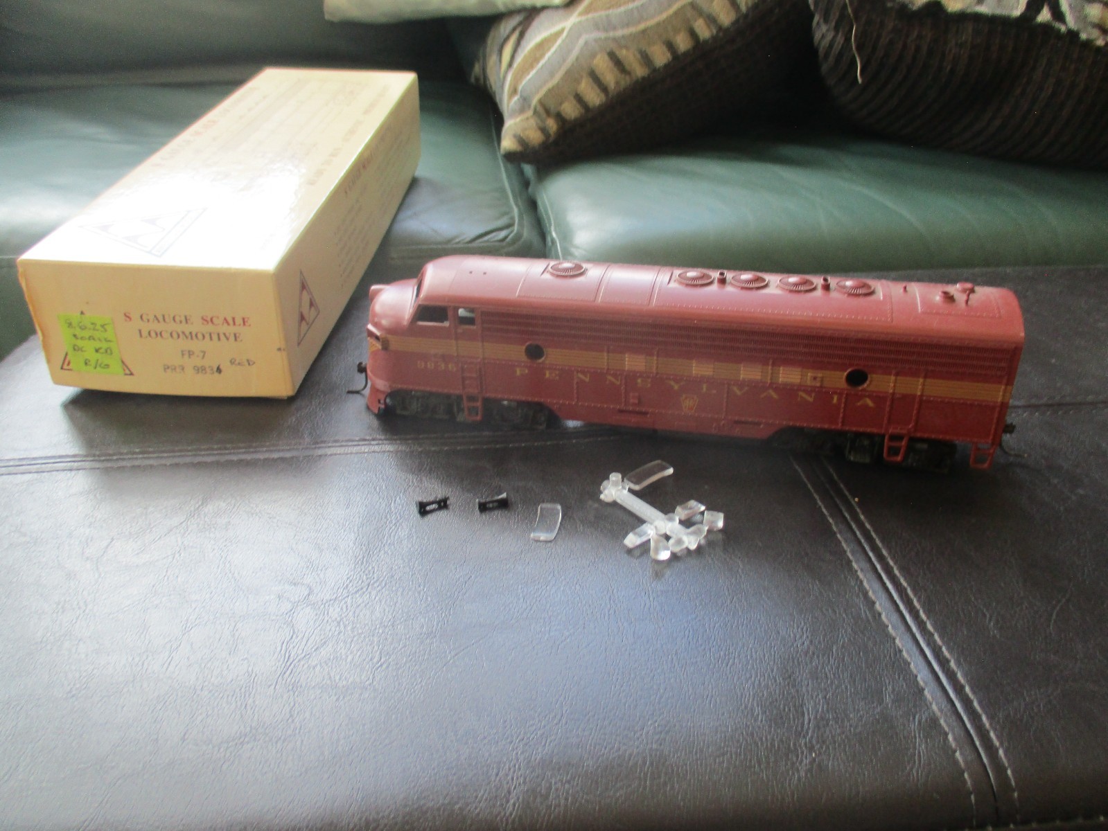 Picture 1 of 3