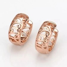 Beautiful New Rose Gold Plated Shiny Scroll Cutout Openwork Huggie Hoop Earrings