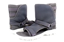 UGG / TEVA COLLAB HYBRID DARK GULL GREY COLOR MENS SIZE 8 US