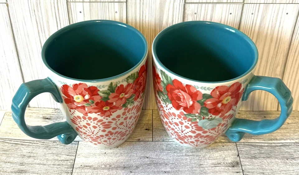 Juego/2 tazas de café con leche vintage florales de 24 oz The Pioneer Woman tazas de gres Foto 3 de 4
