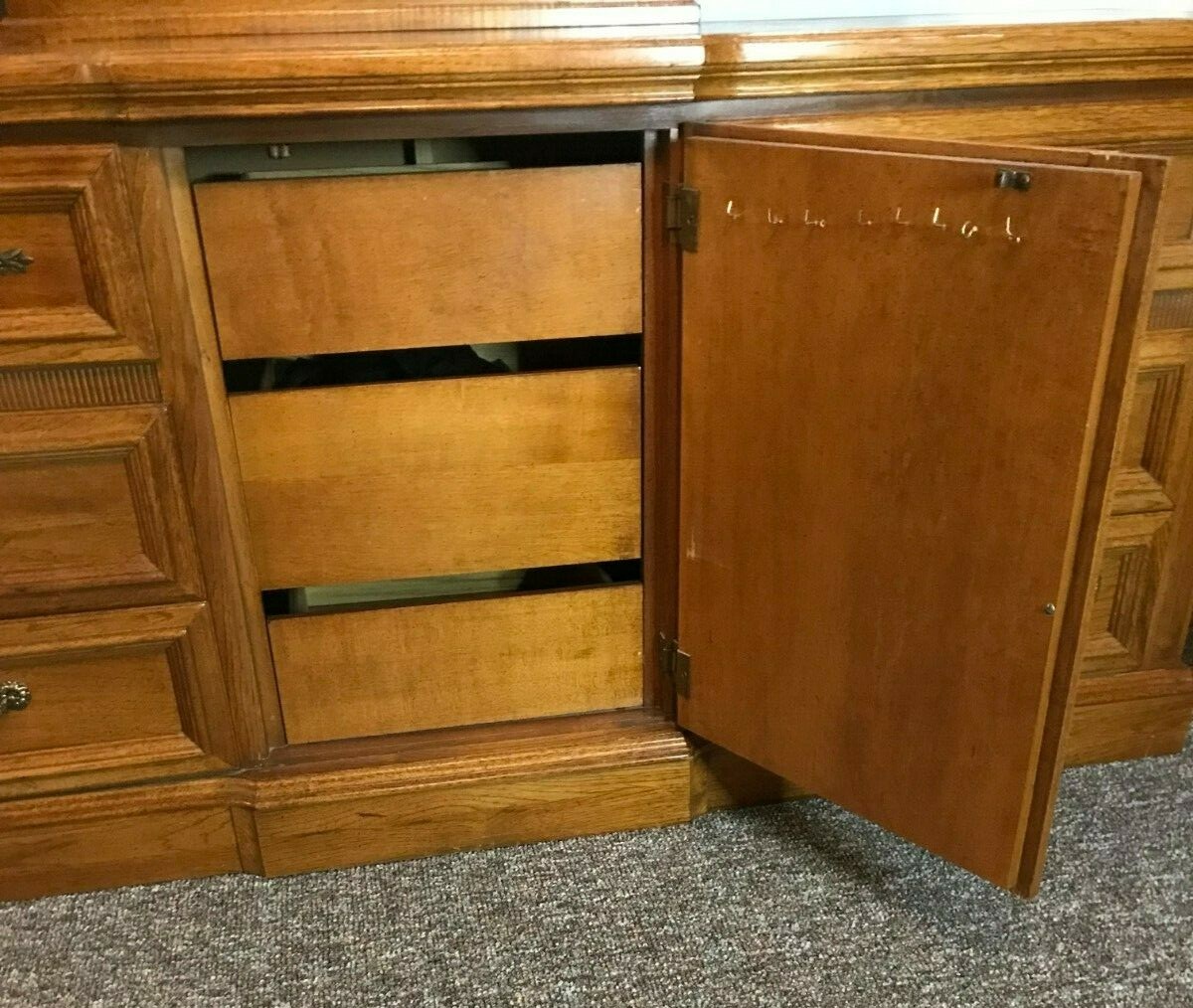 Ordinary Dreamers(中古品) solid wood bedroom dresser with bifold mirror, total drawers 9 | eBay