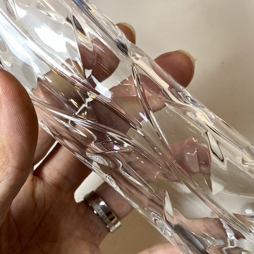 Beautiful Vintage Clear Crystal Bud Vase - Picture 7 of 12
