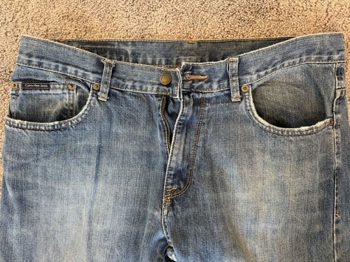 Men's Calvin Klein Blue Jeans Bootcut Distressed Men's Size 34x32 Medium Wash - Picture 2 of 8