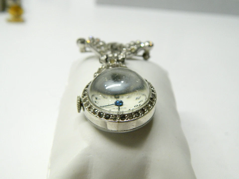 De colección. RELOJ BUREN tono plata para dama broche/lepel burbuja lente cuerda NO funciona Foto 2 de 3