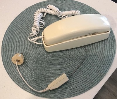 Vintage AT&T Trimline 210 Bisque Corded Push Button Receiver Phone
