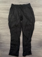 Lululemon Women s Black dance studio cropped Pants Size 6