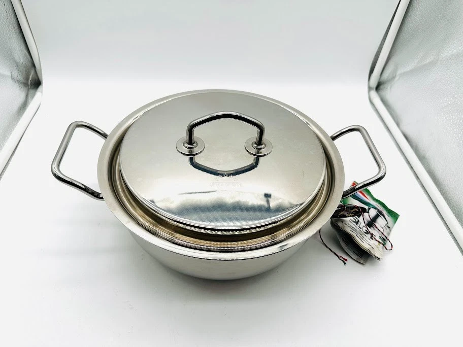 SILGA Milano Stainless Steel Pot w/ Lid 10” Made in Italy Premium Cookware NEW
Opens in a new window