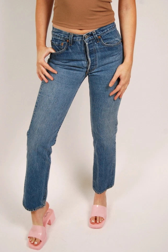90s Levis Jeans (28) medium wash vintage red tag blue straight leg high rise - Image 4 of 4