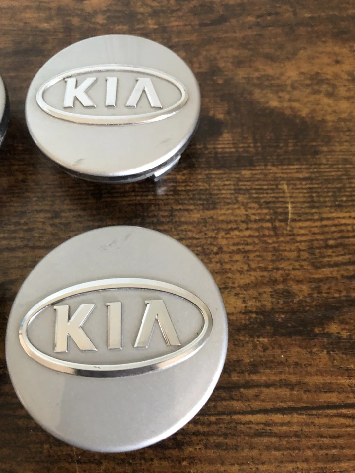 Juego de tapacubos centrales para rueda Kia Sportage Forte Optima Magentis Rio 52960-1F250 Foto 3 de 4
