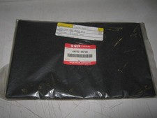 Genuine Suzuki GSXR750 Tank Shield / Cushion Center Y-K3 2000-2003