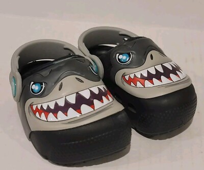 Crocs Classic Clog Kids Fun Lab Black Shark Light up Size C4 Slip On Sandal