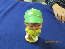 1960s gold base nodder bobble head Oakland A’s mlb baseball Japan