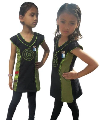 Enfants Haut Col V Coton Filles Broderie Noir Vert Été Hippie Boho Robe - Photo 1/4