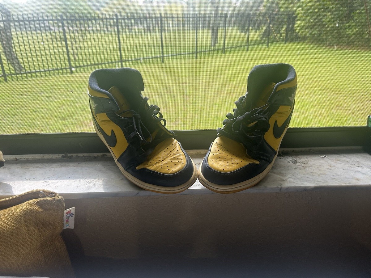 Size 10.5 Jordan 1 Mid Amazon.com | Air Jordan 1 Mid SE Women main image 2