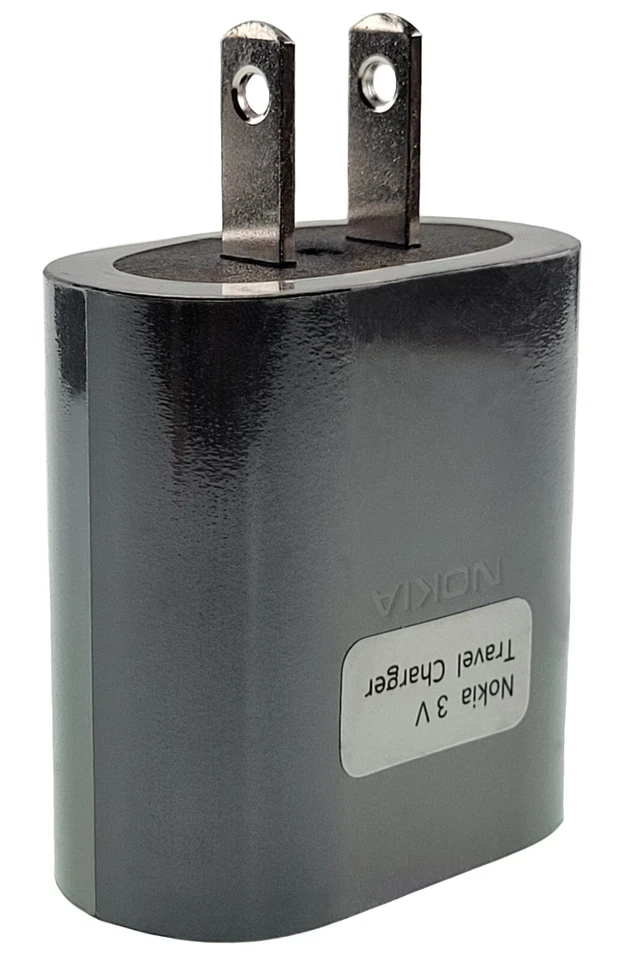 Cargador Nokia OEM YUTCH22TVL (5V-2A) + Dos cables USB (tipo C y Micro B) Foto 3 de 4