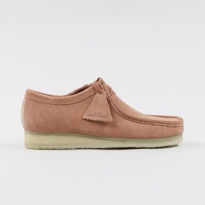 clarks wallabee sandstone