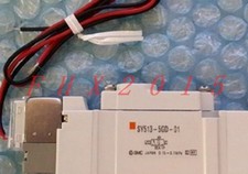 ONE NEW SMC solenoid valve SY513-5GD-01 *tn