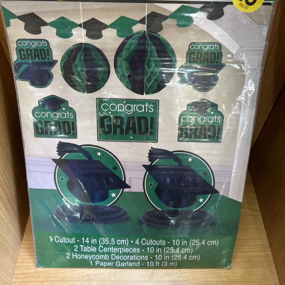 Graduation Green Decorating Kit 10 Pieces  - Image 2 of 3