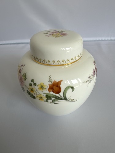 Vintage Pair Wedgwood Mirabelle Bone China Ginger Storage Jars 14cm And 10.5cm - Picture 14 of 23