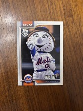 2026 Topps Series 1 Mascots MRS. MET #M-14 New York Yankees