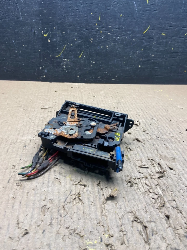 Interruptor de control de aire acondicionado Chrysler LeBaron 1987 a 1992 Q1772 PS Foto 4 de 4