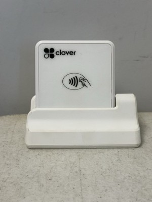 Clover Go RP457 A Contactless Chip Swipe Card Reader White With Charging Dock