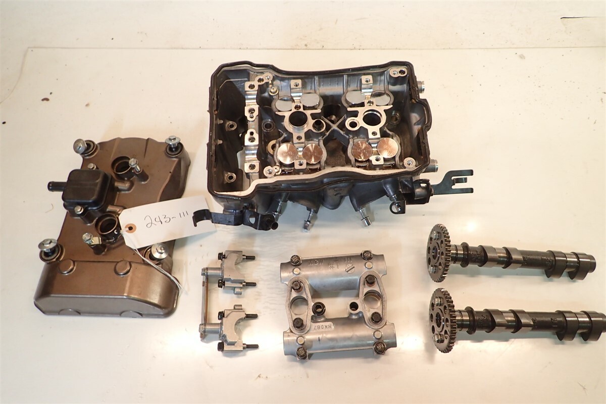 14 15 Honda VFR800 VFR 800 interceptor front cylinder head 2600