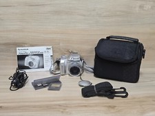 Fujifilm FinePix 2800 Zoom Digital 2.0MP 6x Optical Zoom Memory Card, Bag