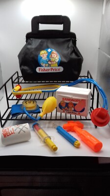 Vintage Spielzeug: Fisher-Price Arzttasche mit Zubehör: Krankenschwester/Arzt: 1987
