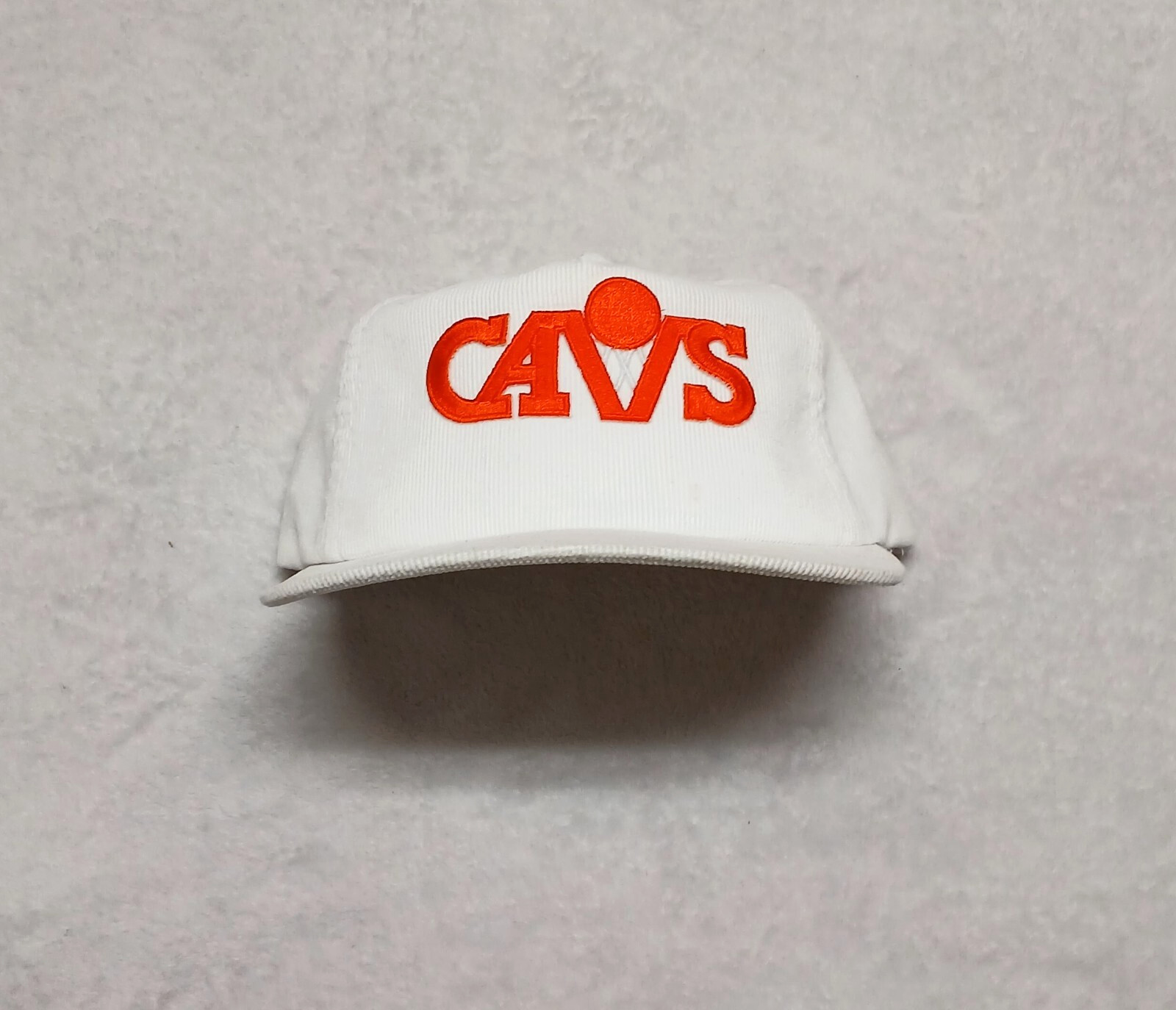 Vintage Cleveland Cavaliers Corduroy Snapback Hat Supreme Tag Universal White
