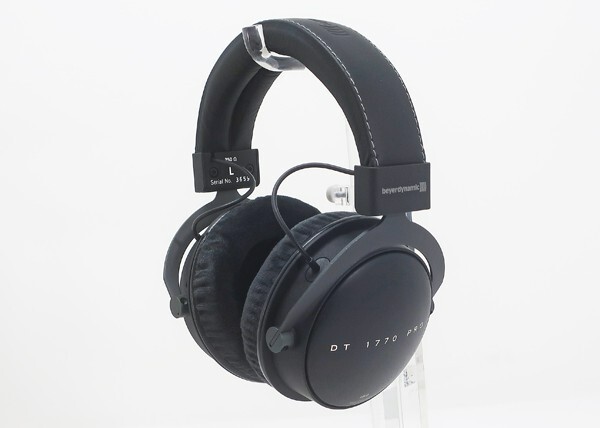 Beyerdynamic DT 1770 Pro Dynamic Closed Type Headphone 250Ω
