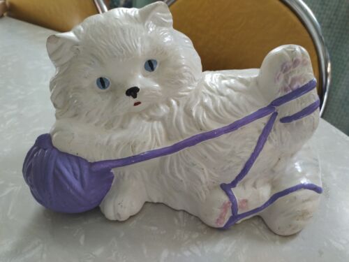 Figurine en céramique chat blanc persan vintage avec fil violet yeux bleus 7"x11"  - Photo 1 sur 12